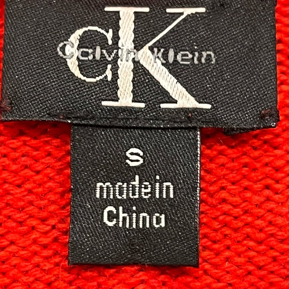 Calvin Klein Vneck sweater fine lambs wool ribbed hem raglan sleeve hits hi hip - Picture 3 of 3